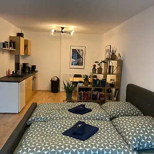 Zuhause Fuehlen In Kreuzberg Apartment Berlin