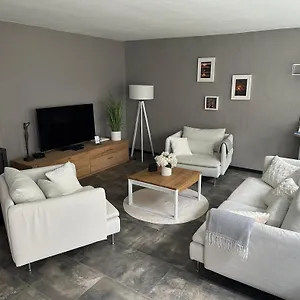Remise-berlin-gruenau Your Cozy And Comfortable To For Up To 6 People Between Mueggelsee And Ferienhaus Berlin